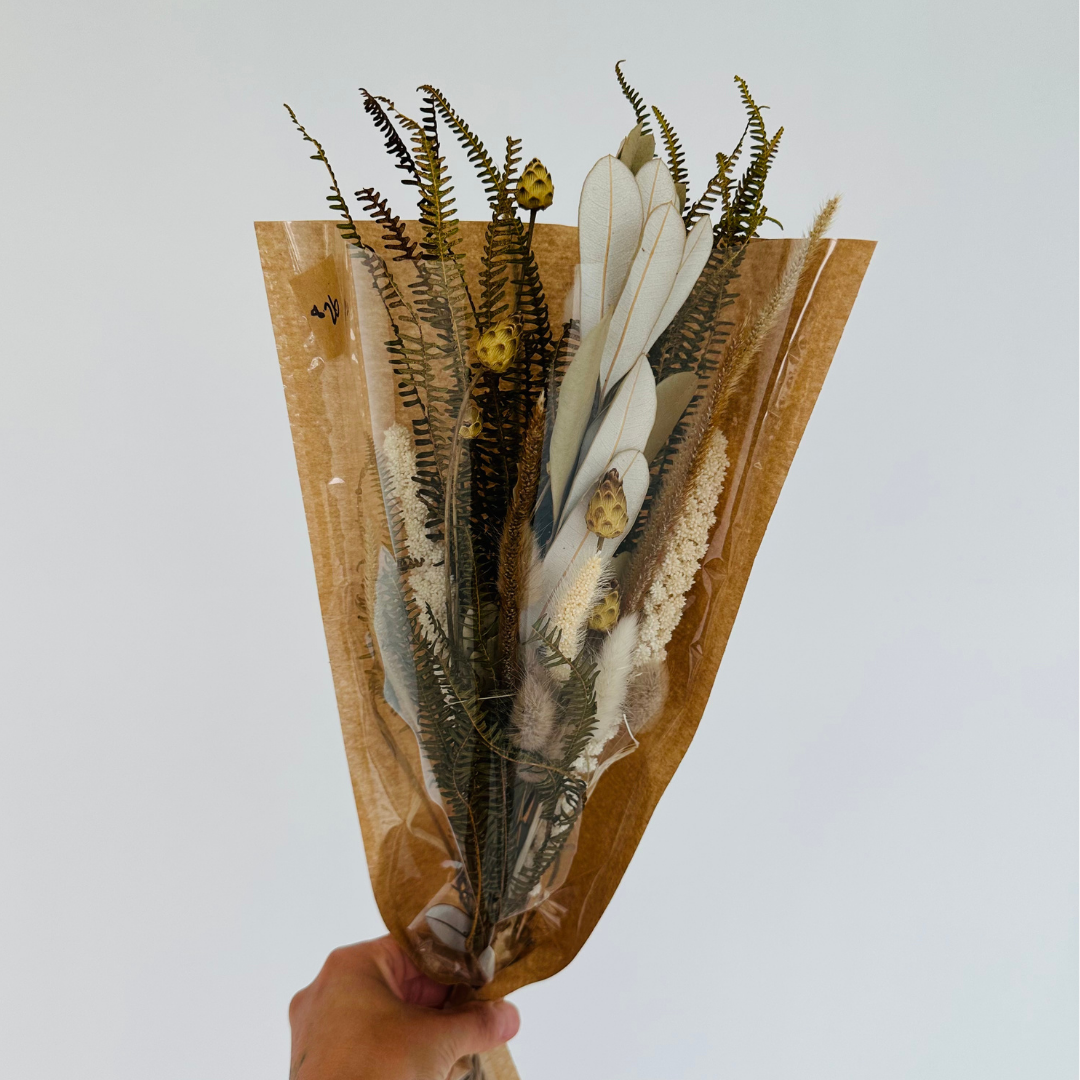 Field flower bouquet