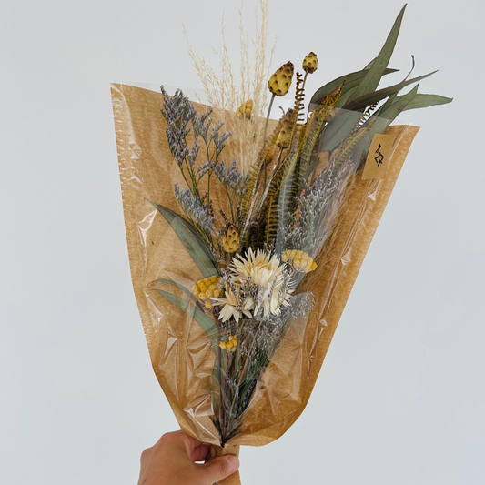 Field flower bouquet